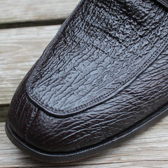Vintage Dark Brown Genuine Sharkskin Slip-on Shoes, Made in Canada, 9.5 D, EUC - Picture 5 of 13